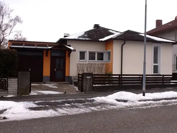 Häuser mit neuer Fassade